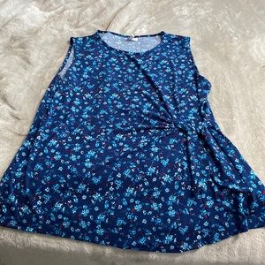 Elle Side Tied sleeveless blouse